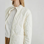 Damen gesteppte Oversized-Jacke mit hohem Kragen und elastischem Bund EB