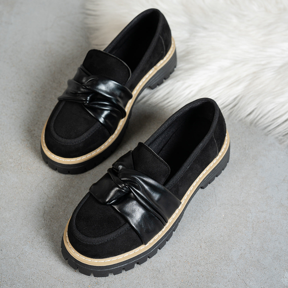 Damen Mokassins mit modischer Knotendetail und bequemer Profilsohle EB