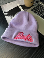 Stilvolle Beanie mit Stickerei