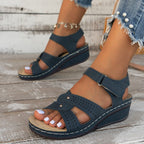 Damen Bequeme Riemchen-Sandalen mit verstellbarem Klettverschluss und anatomischem Fußbett EB