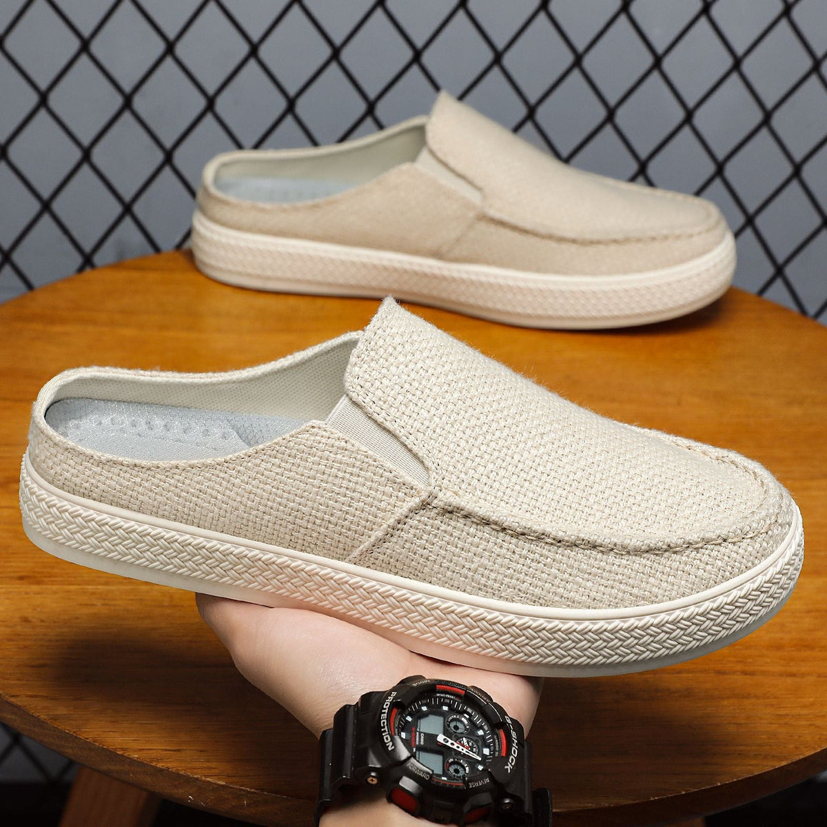 Damen Bequeme Slip-On Hausschuhe mit elastischem Einstiegsdesign EB
