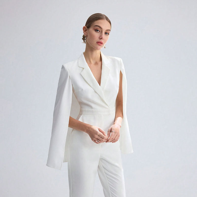 Eleganter Damen-Jumpsuit mit Cape-Detail