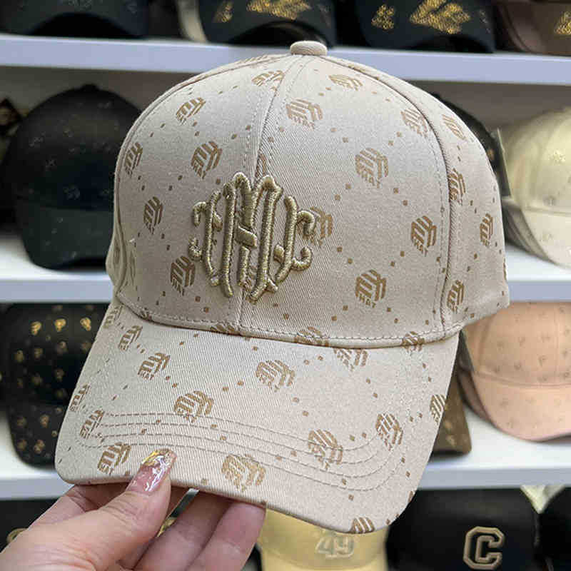 Stilvolle Herren-Baseballcap mit Monogramm