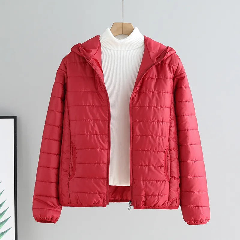 Damen gesteppte Übergangsjacke mit Kapuze und modernem Schnitt EB