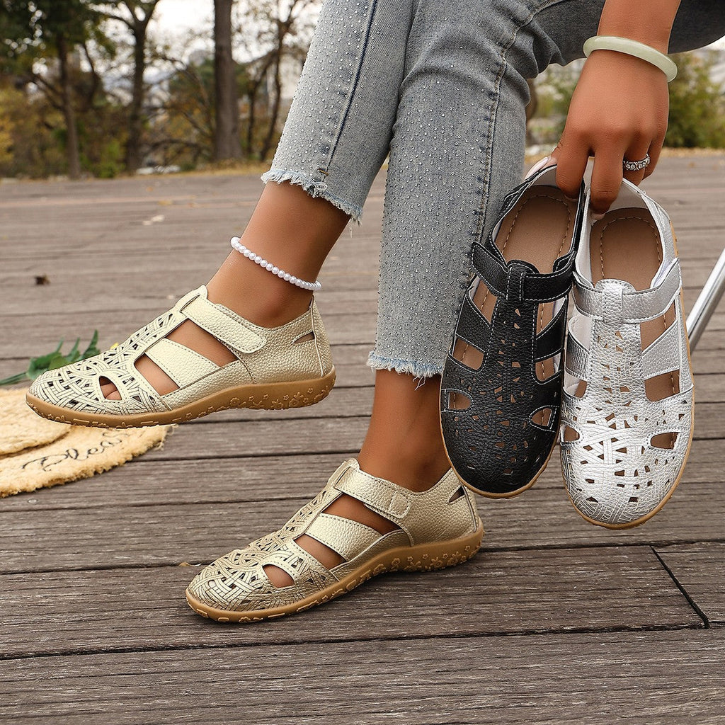 Damen Atmungsaktive Sommer-Sandalen mit raffinierten Schnittdetails EB