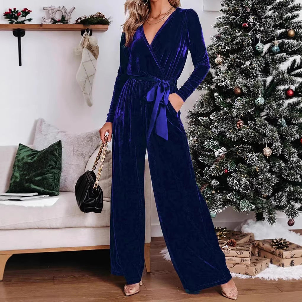 Eleganter Samt-Jumpsuit mit tiefem V-Ausschnitt