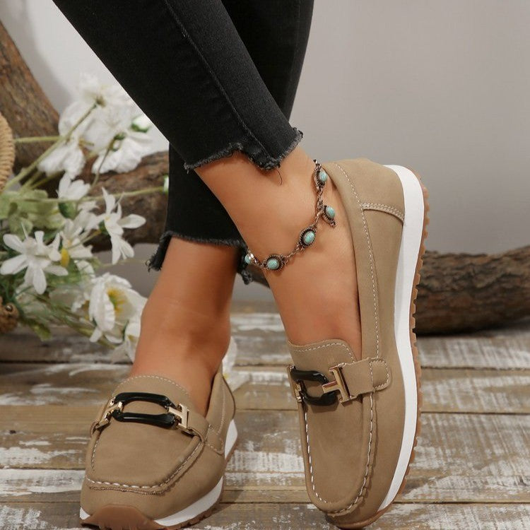Damen Mokassins mit modischem Schnallen-Detail und rutschfester Sohle EB