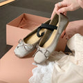 Damen Ballerina-Schuhe mit glamourösem Schleifendetail und flexiblem Riemendesign EB