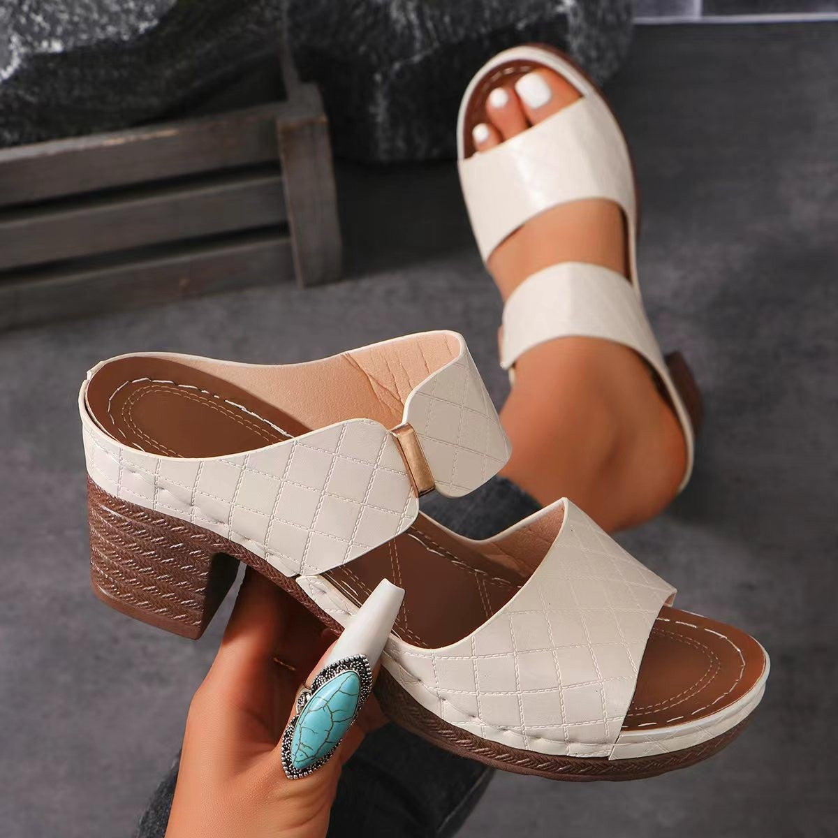 Damen bequeme Absatzsandalen mit atmungsaktiven Riemen und stabiler Laufsohle EB