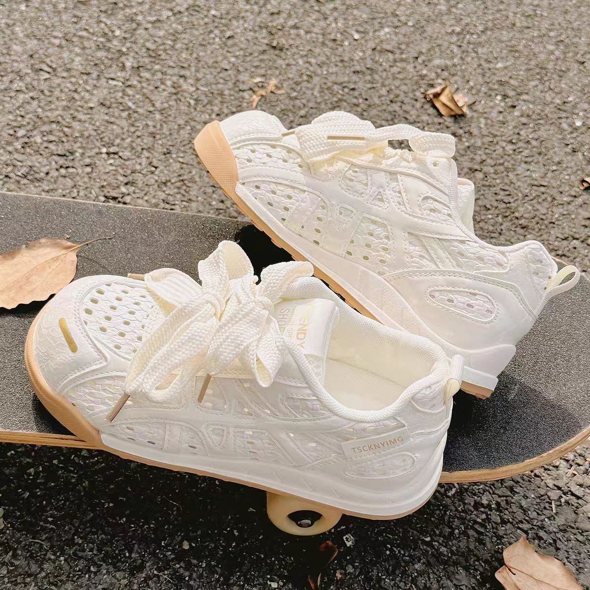 Damen Atmungsaktive Freizeitschuhe mit gesundheitsfördernder Sohle und praktischen Schnürsystem EB