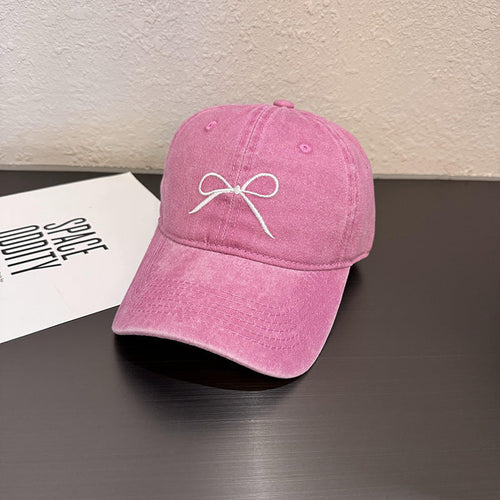 Baseballkappe mit Schleifenstickerei