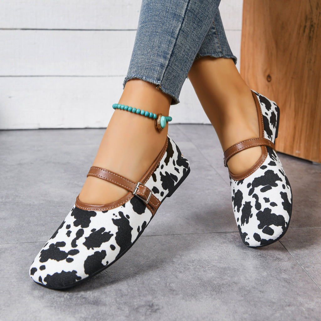 Damen Bequeme Ballerinas mit dekorativem Riemen EB