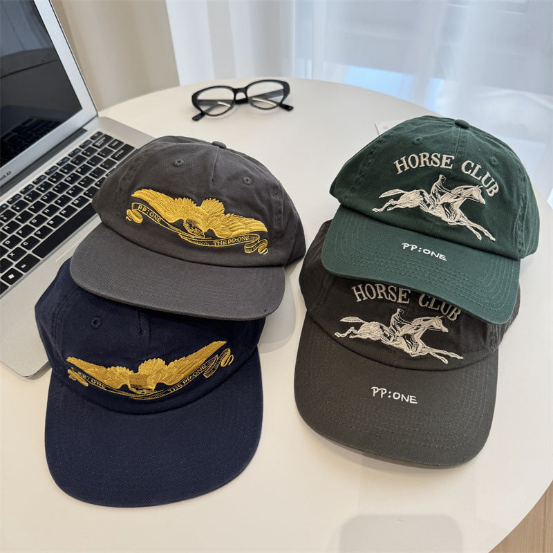 Herren-Cap mit Stickerei