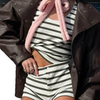Damen nan gestreiftes Ripp-Lounge-Set mit taillenhohen Knopf-Shorts und schmalem V-Ausschnitt EB