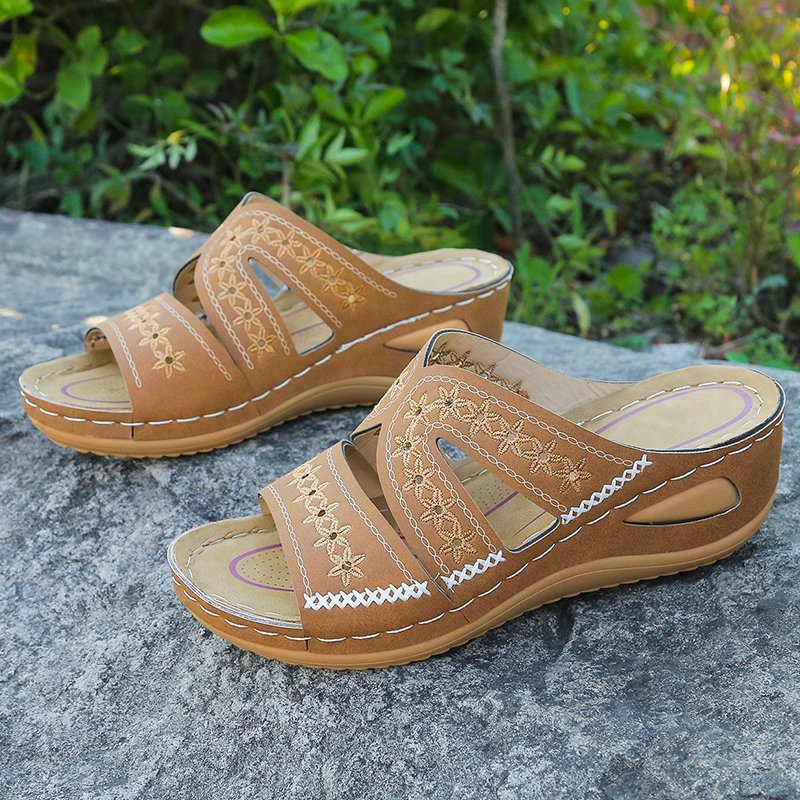 Damen bequeme Sandalen mit ergonomischer Fußbett und modischem Blumenmuster EB
