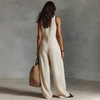Damen luftiger Jumpsuit mit elegantem V-Ausschnitt und besticktem Kragen EB