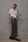 Damen Eleganter Maxirock aus glänzendem Satin mit hohem Schlitz EB