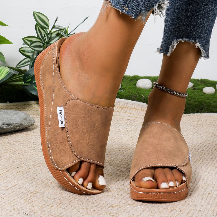 Damen Clogs mit modischem Schnitt und ergonomischem Fußbett EB