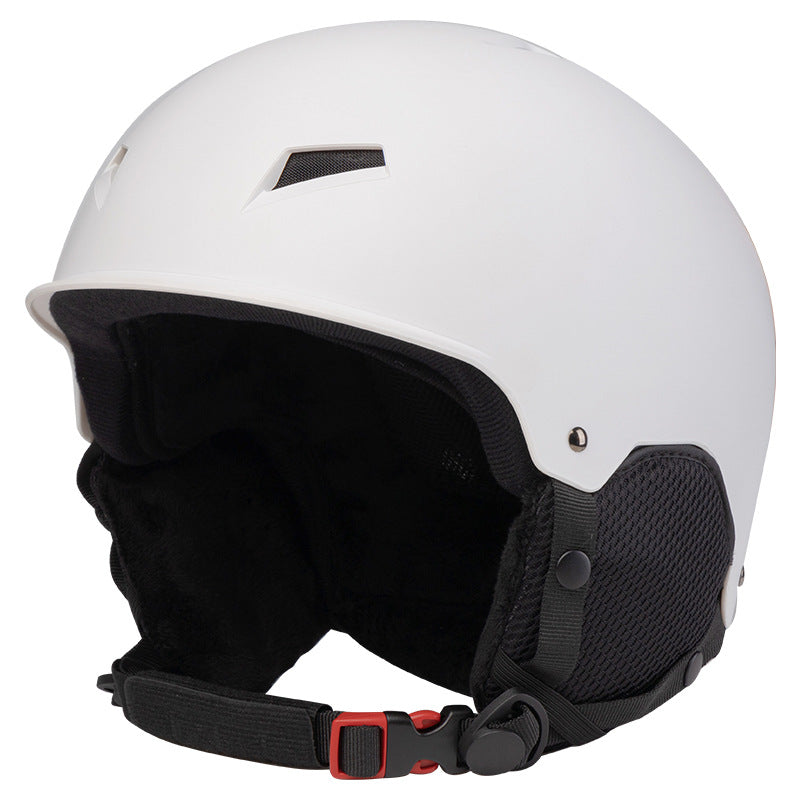 Ski-Schutzhelm