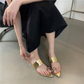 Damen elegante flache Mules mit spitzem Design und Glanzfinish EB