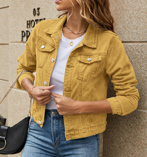Damen Jeansjacke im modischen Look mit anatomischem Schnitt und praktischen Taschen EB