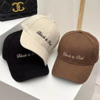 Damen-Strick-Baseballkappe mit Stickerei