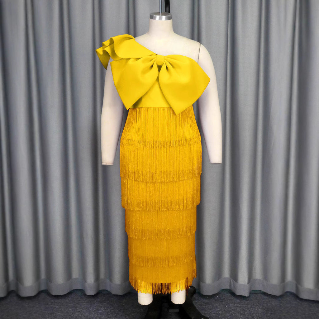 Damen Cocktailkleid mit voluminösem Rüschendesign und Fransen EB