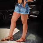 Damen Shorts mit blumigen Verzierungen und fransigem Saum EB