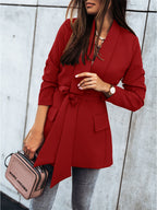 Damen Trenchcoat mit tailliertem Schnitt und praktischen Taschen EB