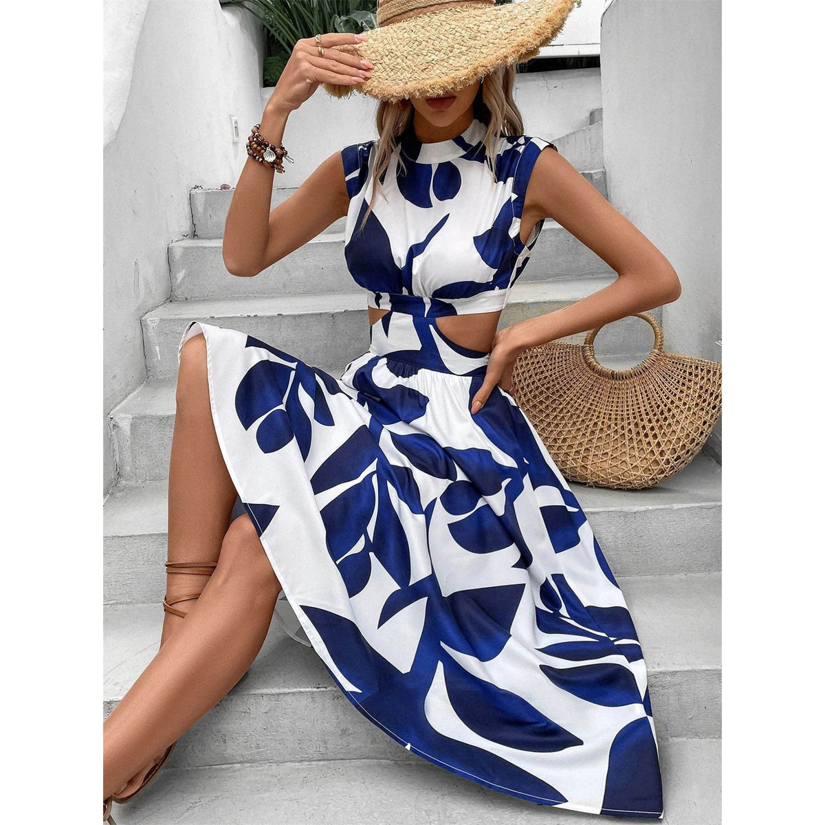 Damen Elegantes Maxi-Kleid mit Cut-Out-Details und floralem Muster EB