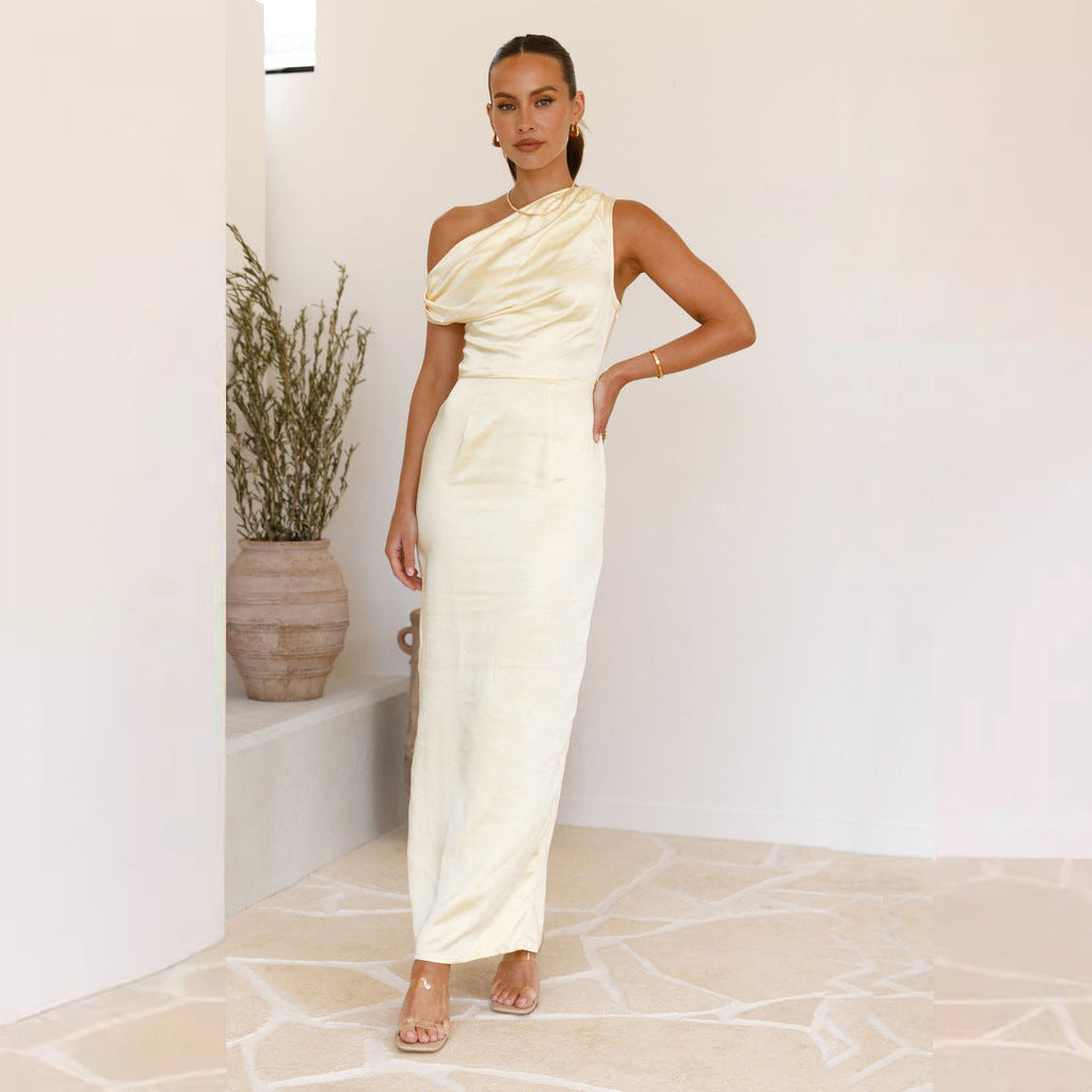 Damen Elegantes Maxikleid mit asymmetrischem Oberteil und figurbetontem Schnitt EB