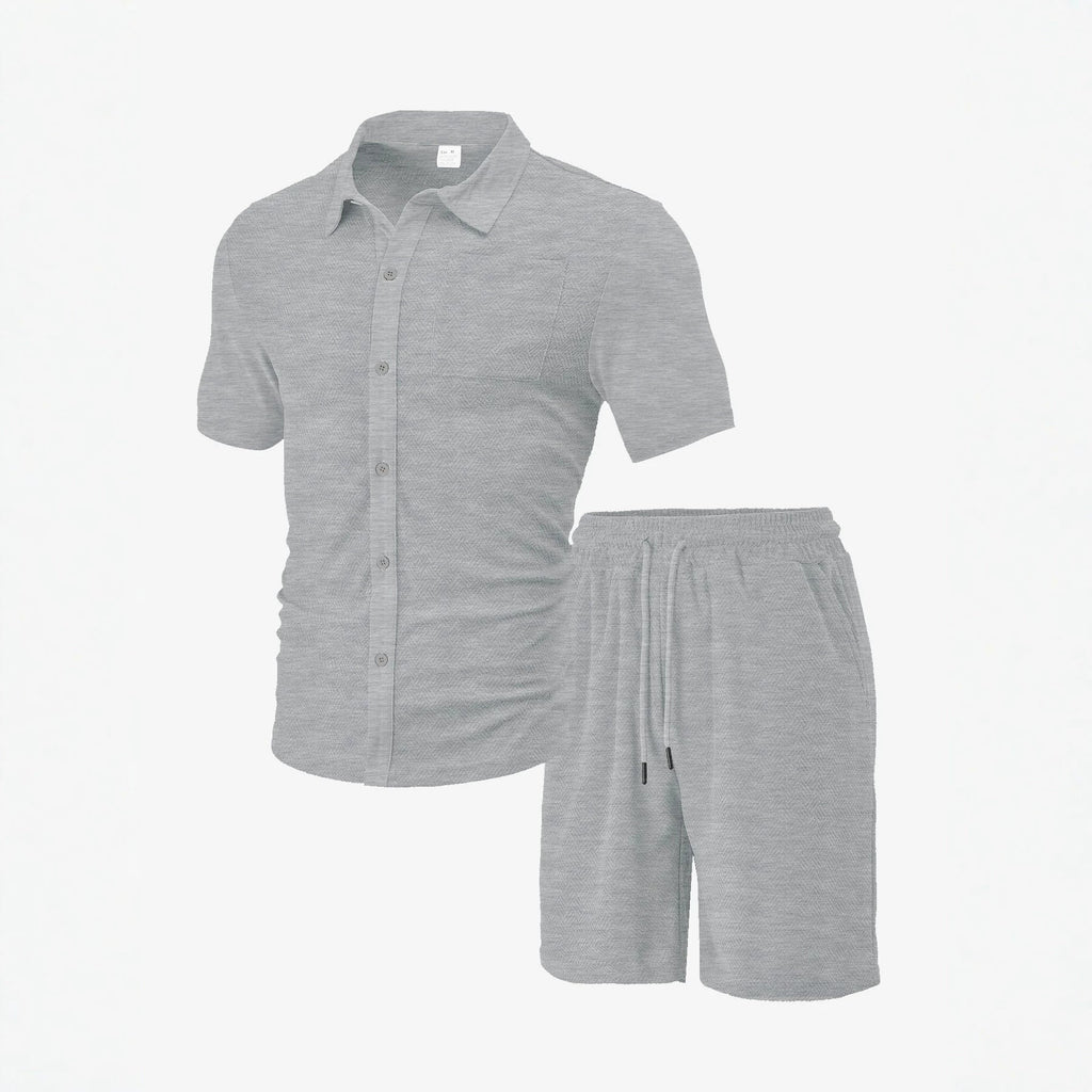 Freizeit-Set für Herren mit Hemd und Shorts