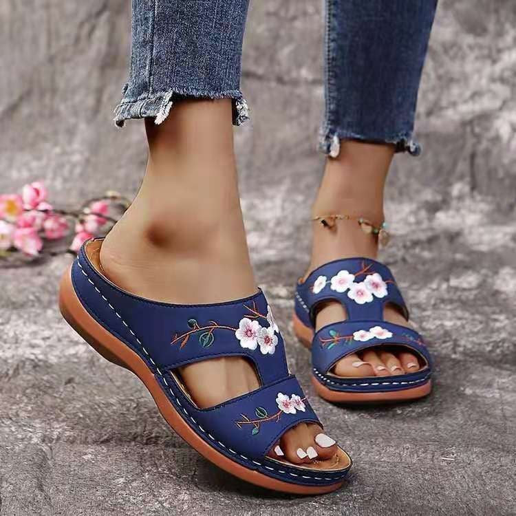 Damen Bequeme Riemchen-Sandaletten mit floralem Design und ergonomischer Fußbett EB