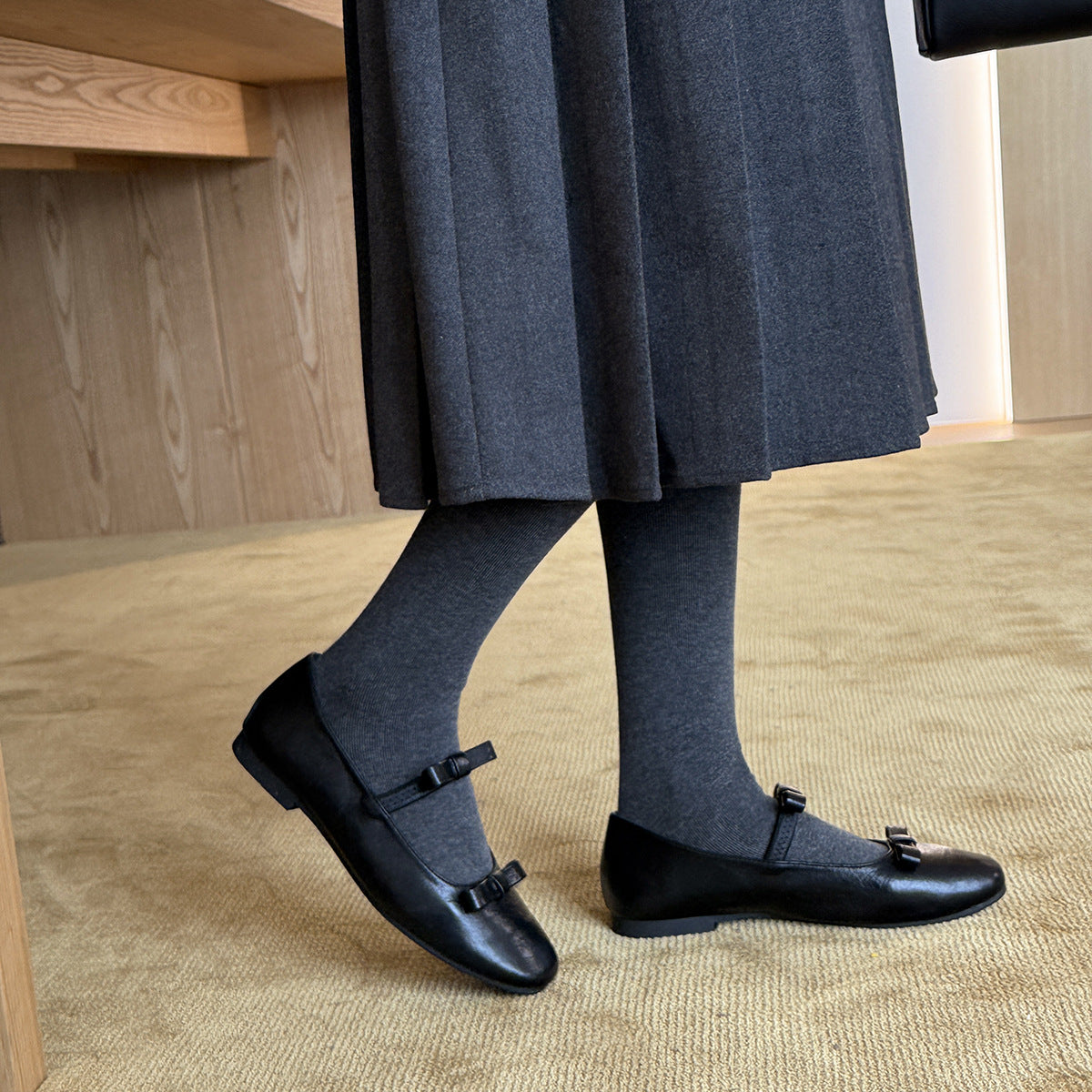 Damen Ballerinas mit modischem Riemchen und komfortablem Fußbett EB