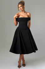 Damen Cocktailkleid mit schulterfreiem Design und voluminösem Rock EB