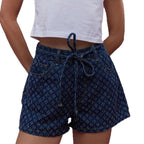Damen Jeansshorts mit verstellbarem Kordelzug und modischem Muster EB