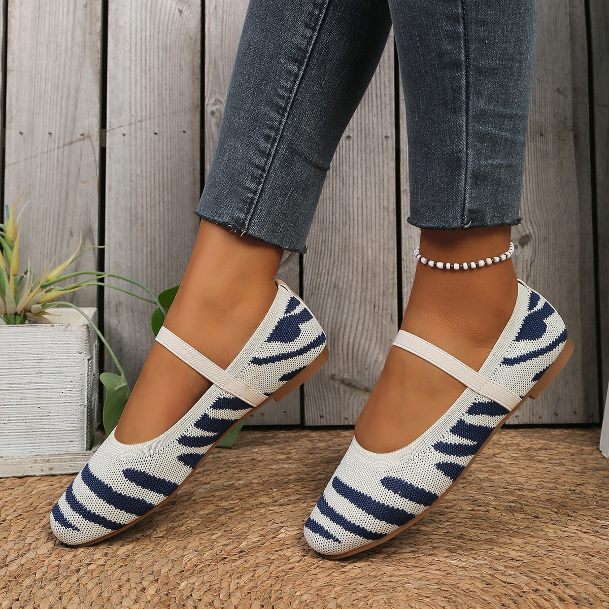 Damen bequeme Ballerinas mit elastischem Riemen EB