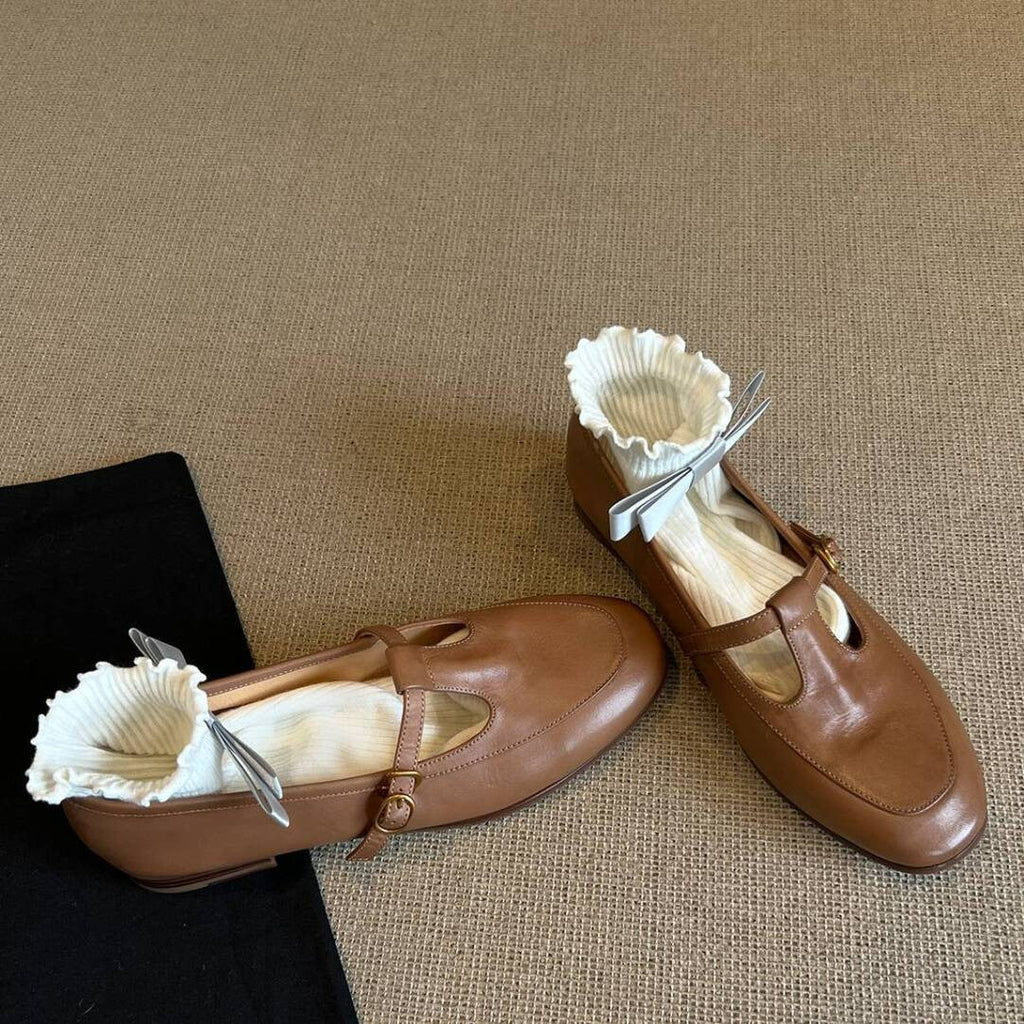 Damen Ballerinas mit elegantem Riemchen und glänzender Oberfläche EB