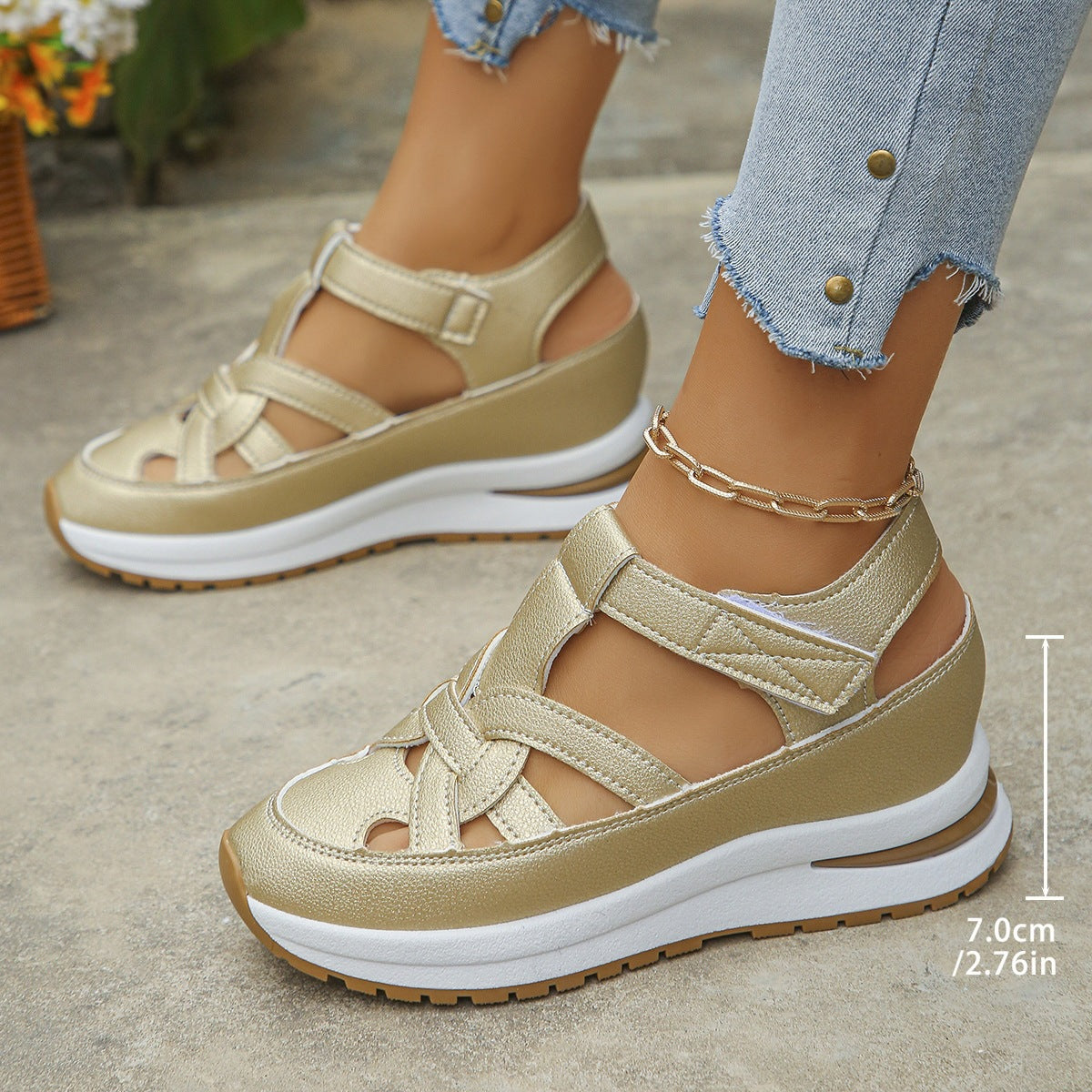 Damen Atmungsaktive Keilsandalen mit verstellbaren Riemen EB