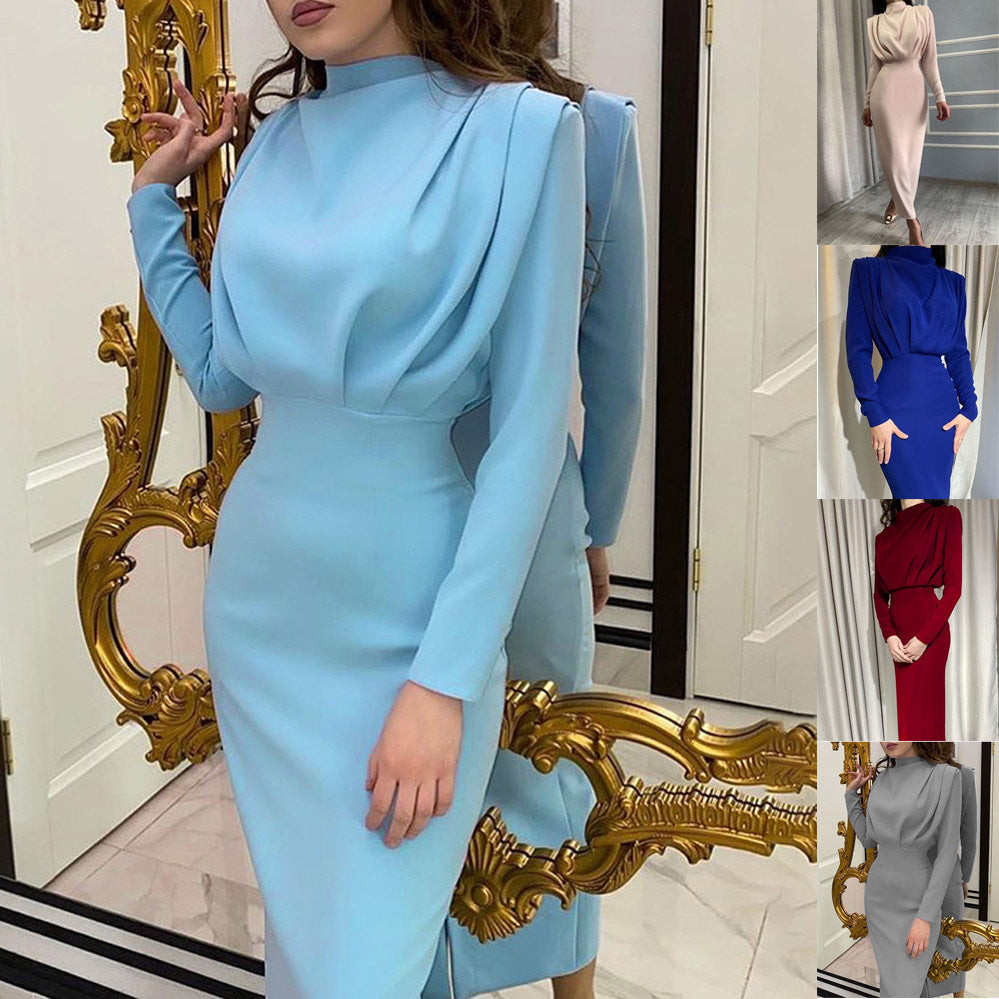 Damen Abendkleid mit elegantem hohen Kragen und drapierten Ärmeln EB