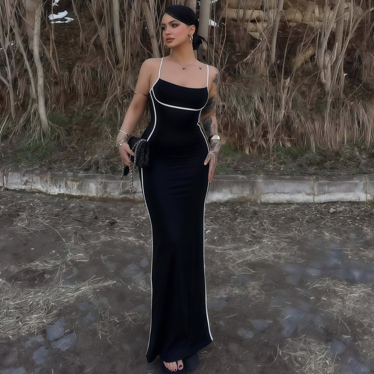 Damen elegantes Maxikleid mit schmalen Trägern und figurformendem Schnitt EB