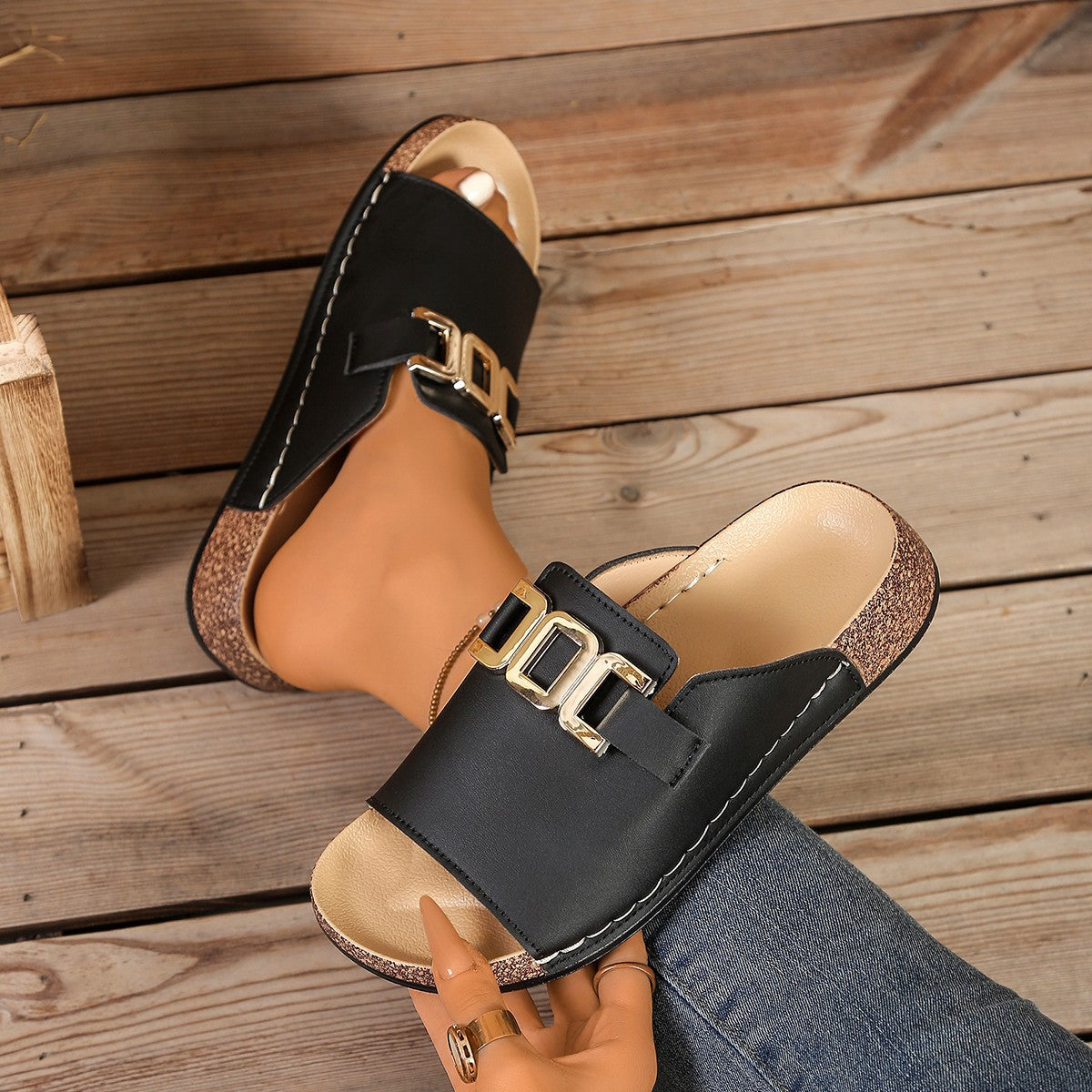Damen elegante Clogs mit modischer Schnallenapplikation und anatomischem Fußbett EB