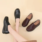 Damen Bequeme Mokassins mit elastischem Einstieg und zartem Blumenmuster EB