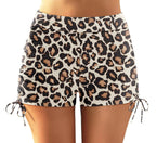 Figurschmeichelnde Badeshorts mit Raffung
