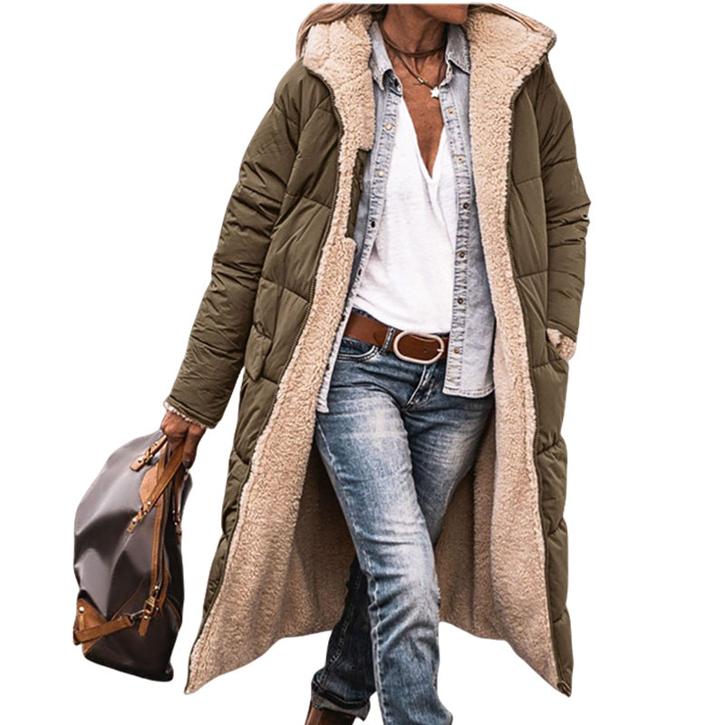 Damen lange, gefütterte Winterjacke mit Kapuze und stylischem Schnitt EB