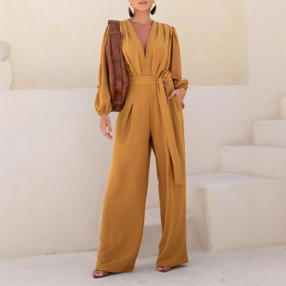 Eleganter Palazzo-Jumpsuit mit V-Ausschnitt und Bindegürtel