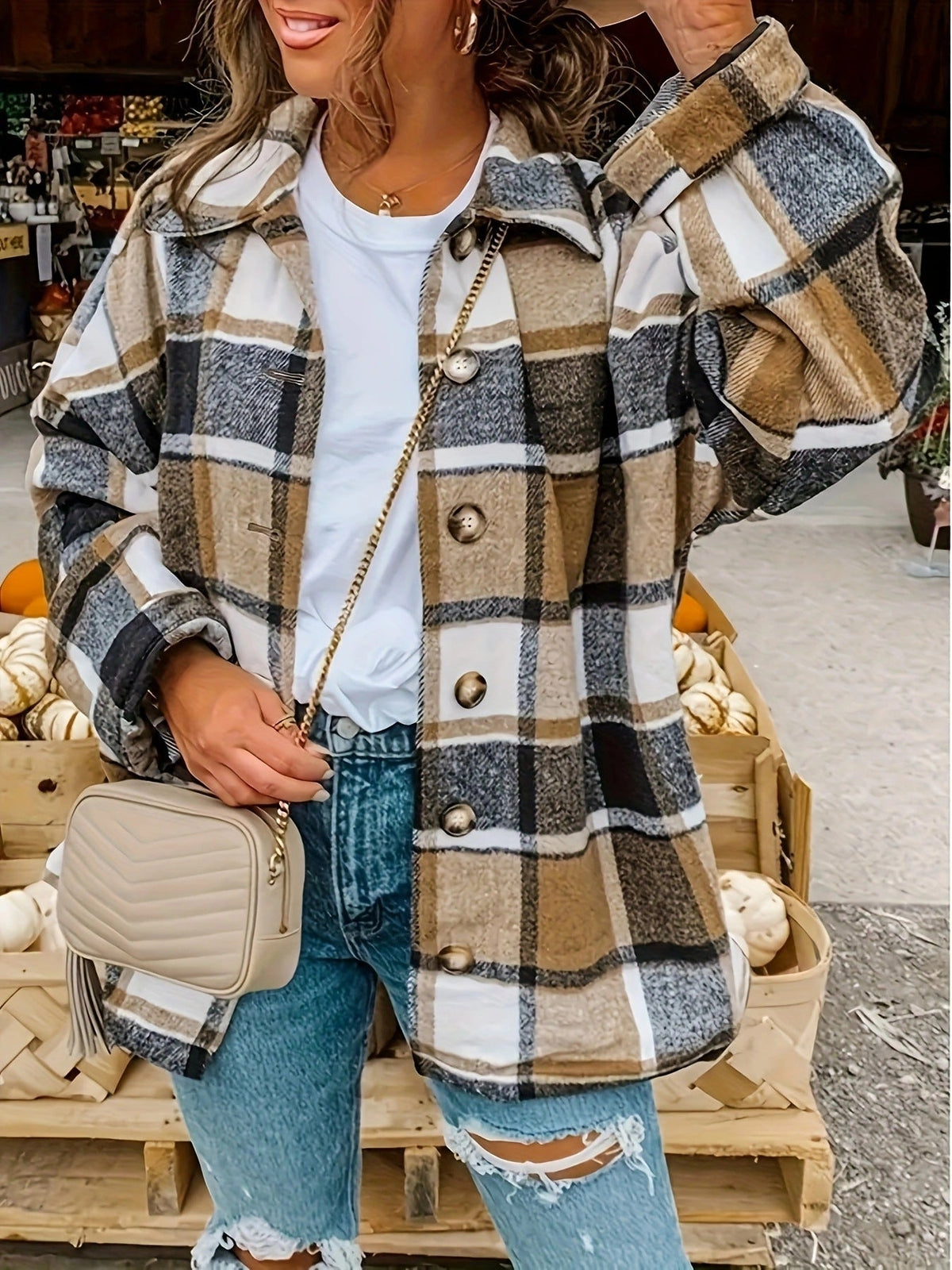 Damen Karierte Flanelljacke mit Knopfdetails und lässigem Schnitt EB
