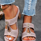 Damen bequeme Clogs mit modischem Cut-Out-Design und eleganter Applikation EB