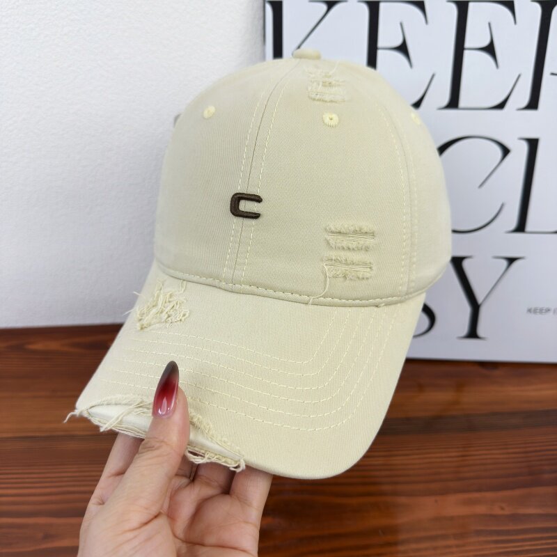 Herrenkappe im Distressed-Look