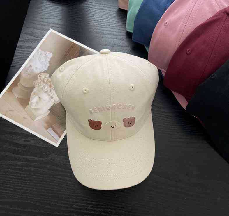 Verspielte Damen-Cap mit Grafik